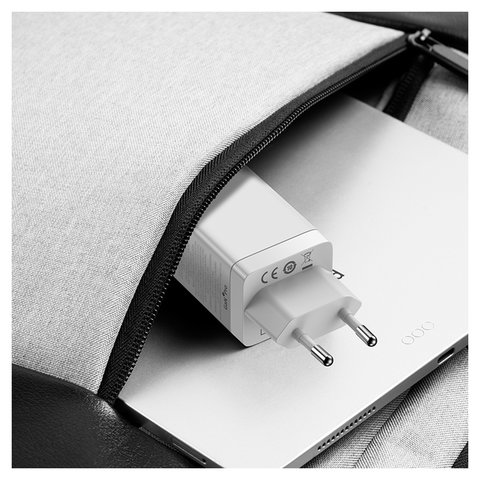 Adaptador de red Baseus GaN3 Pro, 65 W, Quick Charge, blanco, con cable USB tipo C - USB tipo C, 3 puertos, #CCGP050102 Vista previa  2
